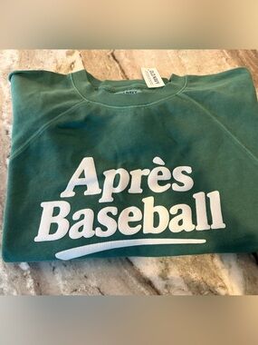 Old Navy Green Raglan Crewneck Sweatshirt - size small